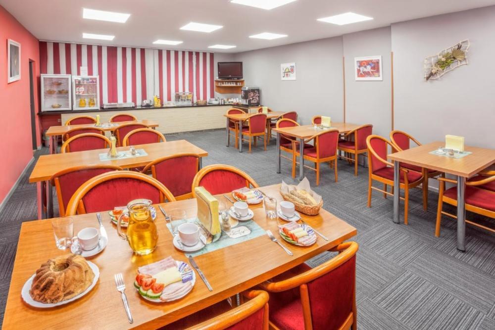 Hotel Gol Garni Olomouc Esterno foto