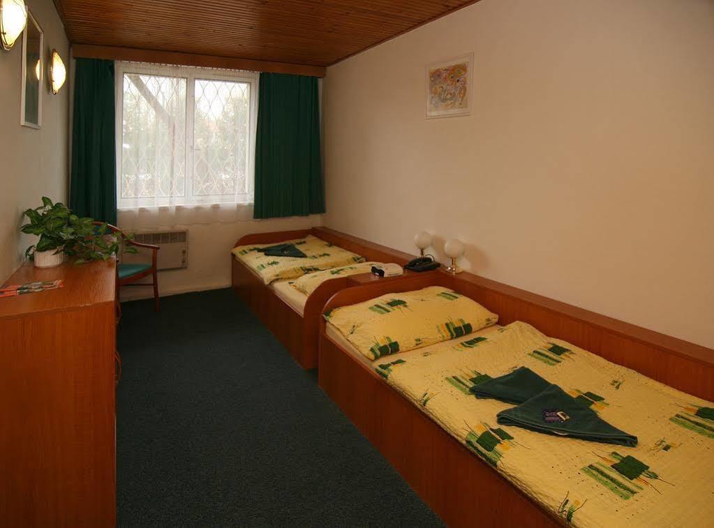Hotel Gol Garni Olomouc Esterno foto
